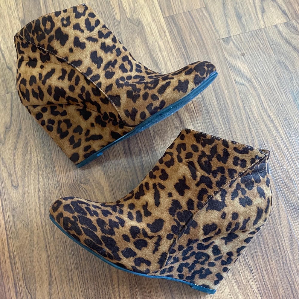 Madden girl cheetah wedge booties size 7.5
